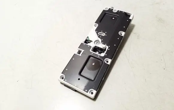 Volkswagen Golf VIII Aerial antenna amplifier 5WA035741B