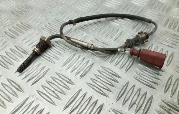 Seat Ibiza IV (6J,6P) Exhaust gas temperature sensor 03L906088DE