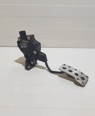 Lexus IS 220D-250-350 Accelerator throttle pedal 7811053020 03J13C00036 1988007231