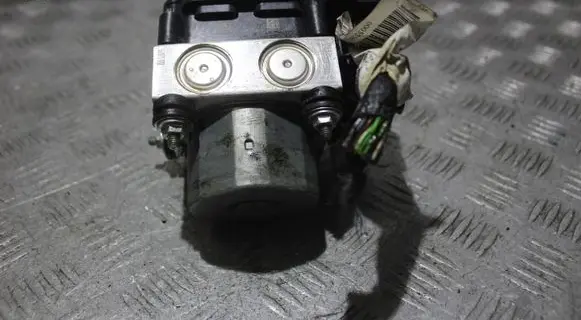 Mercedes-Benz CLA C117 X117 W117 ABS Pump A0094315212