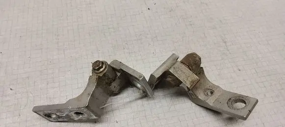 Fiat Bravo Front door hinge set 