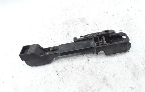 Renault Laguna II Front door exterior handle/bracket 8200004747