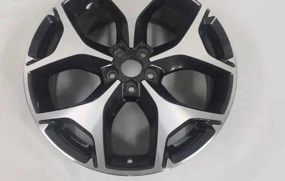 Subaru Forester SJ R18 alloy rim 