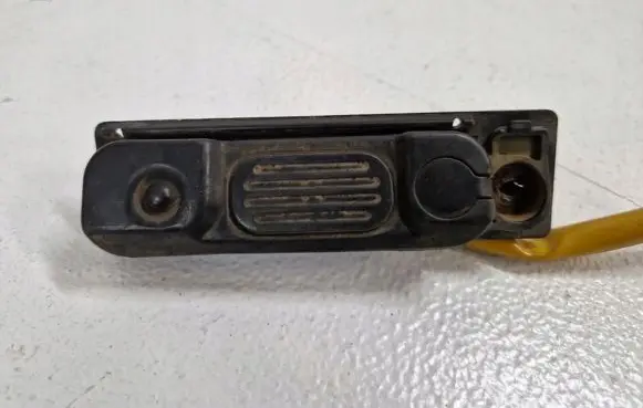 Mitsubishi ASX Tailgate opening switch 