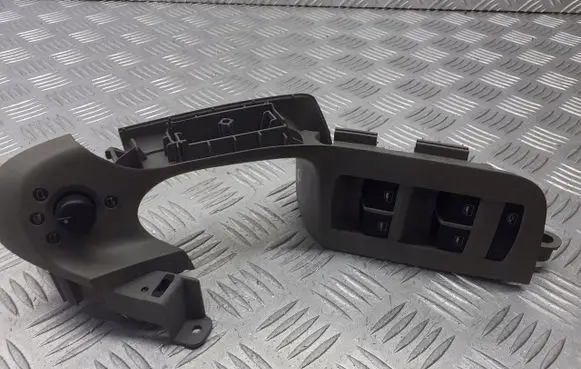 Audi A6 S6 C6 4F Front door window switch trim 4F1867161
