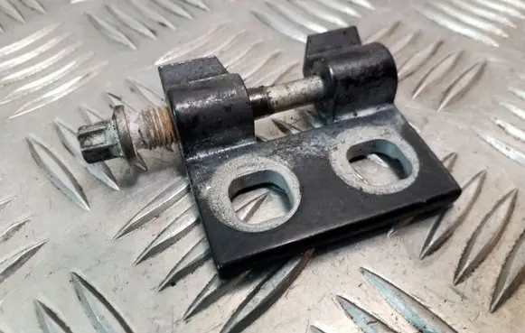BMW 1 E81 E87 Rear door upper hinge