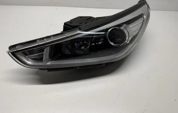 Hyundai i30 Headlight/headlamp 92101G4030