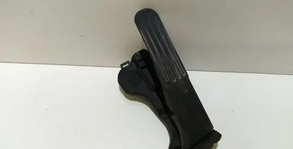 Volkswagen Golf VI Accelerator throttle pedal 1K1721503AK