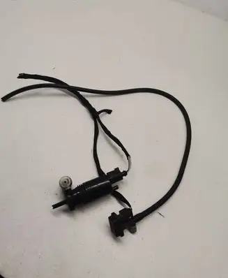 Mercedes-Benz GLE (W166 - C292) Windscreen/windshield washer pump A0225451926