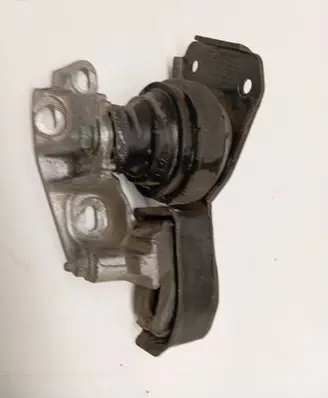 Volkswagen Sharan Engine mounting bracket 7M3199600A