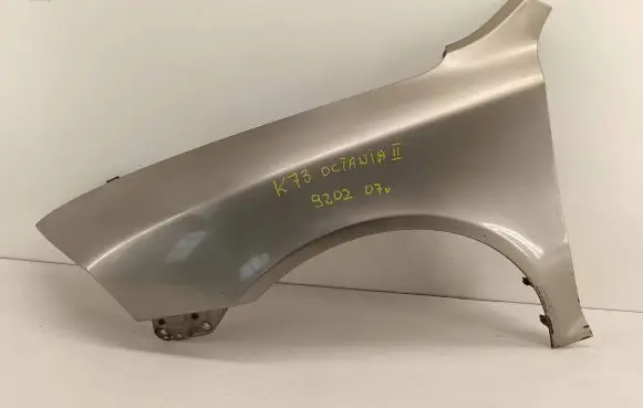 Skoda Octavia Mk2 (1Z) Fender