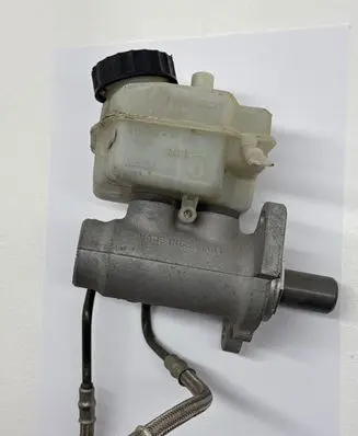 Master brake cylinder