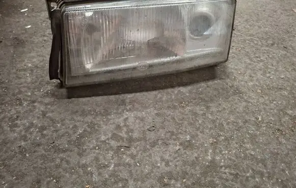 Skoda Octavia Mk1 (1U) Headlight/headlamp 24608500