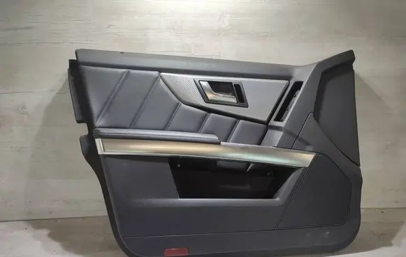 Mercedes-Benz GLK (X204) Front door card panel trim 1698210036