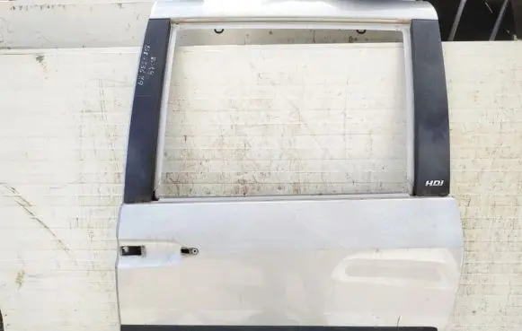 Peugeot 807 Rear door pilkos