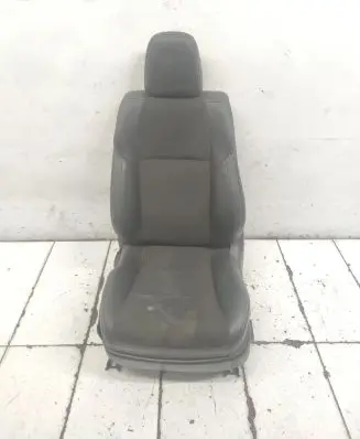 Toyota RAV 4 (XA40) Front driver seat 4101776194EL