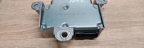 Renault Scenic II - Grand scenic II Airbag control unit/module 21685035