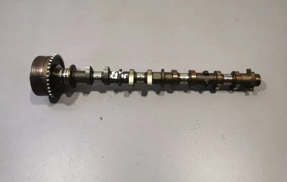 Toyota Corolla Verso E121 Camshaft 