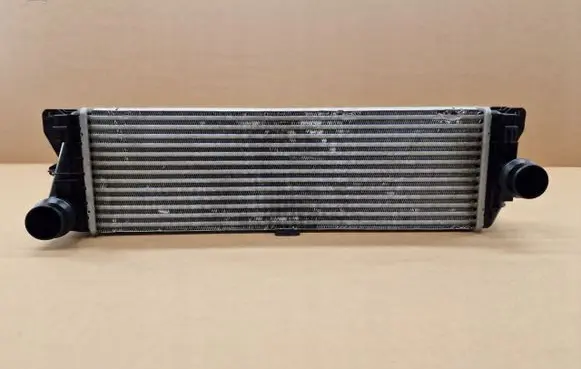Mercedes-Benz Sprinter W907 W910 Intercooler radiator