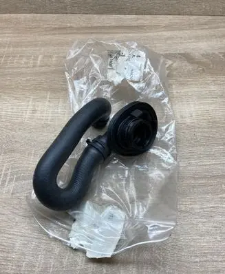 Mercedes-Benz C W204 Engine coolant pipe/hose A2048300196