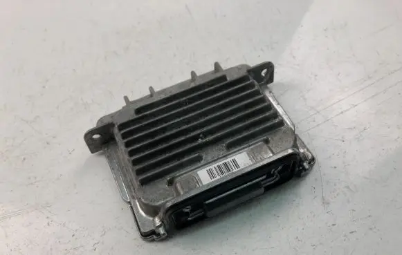 Jeep Grand Cherokee (WK) Xenon control unit/module 89089352