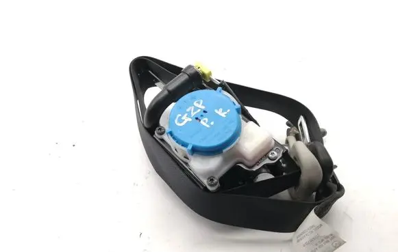 Mazda CX-3 Front seatbelt E40643196