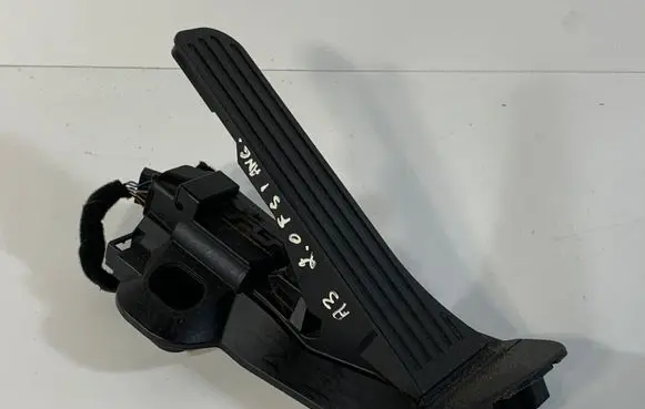 Skoda Octavia Mk2 (1Z) Accelerator throttle pedal 1K2721503M