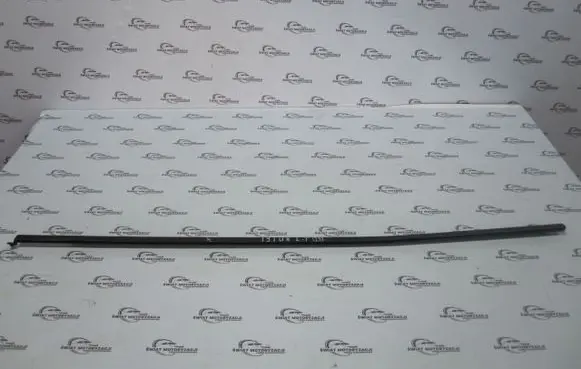 Skoda Fabia Mk2 (5J) Trim molding 