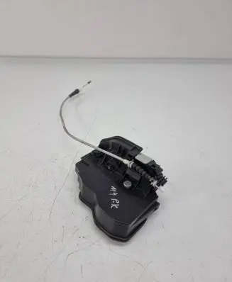 BMW M4 F82 F83 Front door lock 7202145