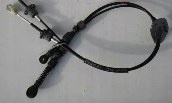 Hyundai i30 Gear shift cable linkage 3243526