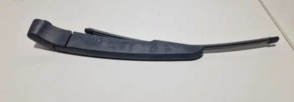 BMW X2 F39 Rear wiper blade arm 7366061