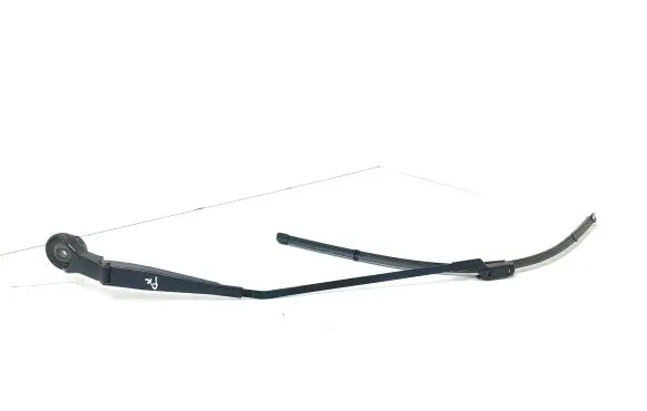 Citroen C4 II Picasso Front wiper blade arm 9676370680