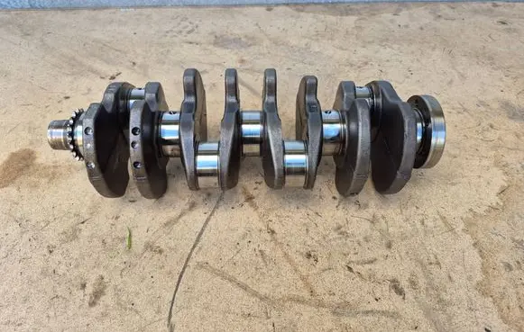 Volkswagen Touran I Crankshaft