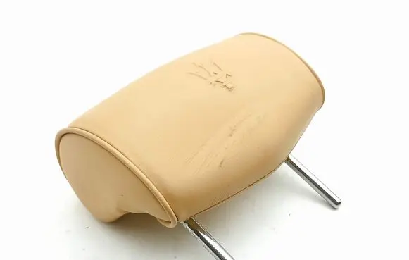 Maserati Quattroporte Rear seat headrest 