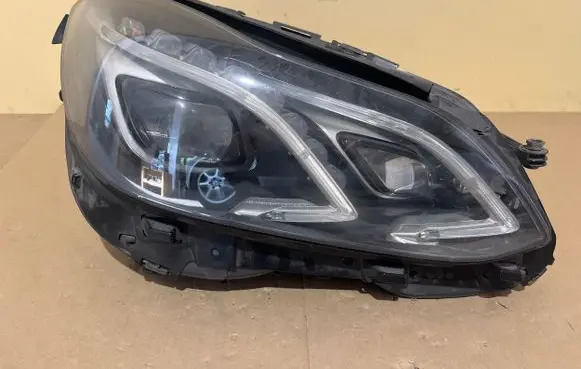 Mercedes-Benz E W212 Headlight/headlamp A2128261291 18299502