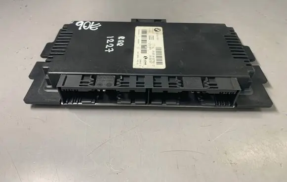 BMW 3 E90 E91 Light module LCM 9153782 9153797