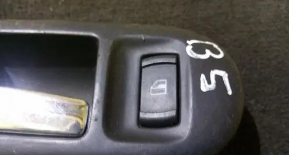Volkswagen PASSAT B5 Electric window control switch 1j0959855