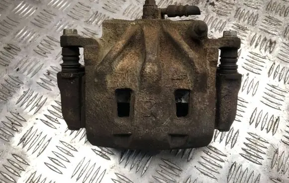 Subaru Outback (BS) Front brake caliper