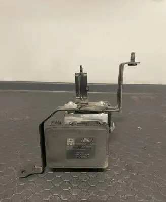 Ford Mustang VI ABS Pump GR3C2C219BD 28515585233