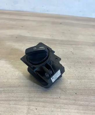 Mercedes-Benz B W245 Light switch 1695451704