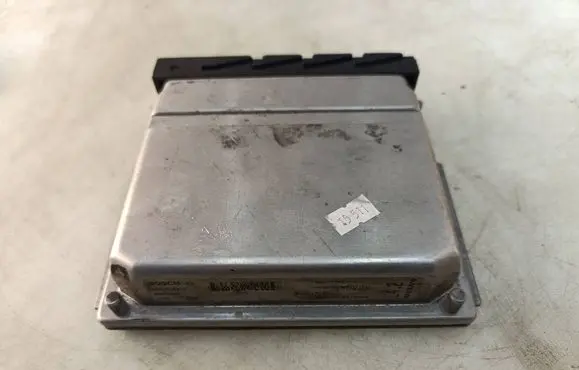 Volvo S60 Engine control unit/module 08677708A 0281010318 0000027872