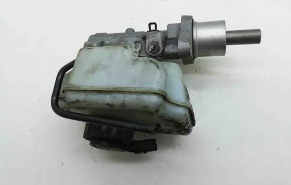 Audi A3 S3 8P Master brake cylinder 1K1611301D