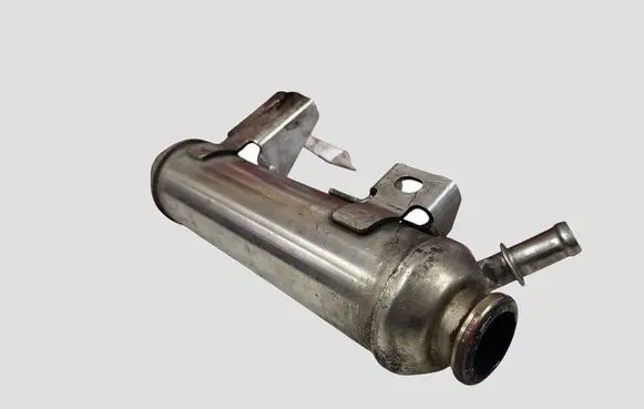 Opel Vectra C EGR valve cooler 55202430