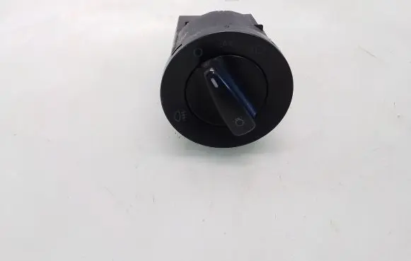 Volkswagen PASSAT B5.5 Light switch TC41C0941531