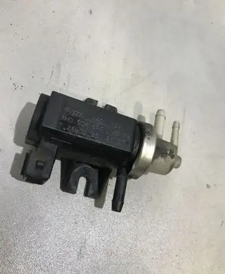Volkswagen PASSAT B6 Turbo solenoid valve 1H0906627A