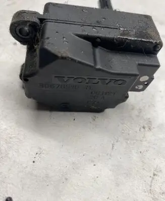 Volvo V70 A/C air flow flap actuator/motor 30676510
