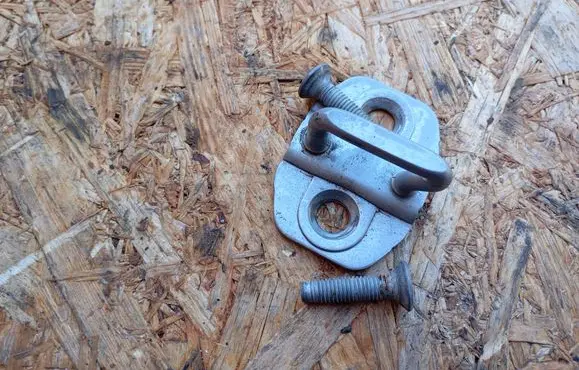 Dodge Journey Rear door lock loop/hook striker 15082