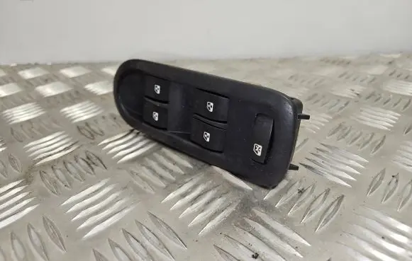 Renault Scenic II - Grand scenic II Electric window control switch 8200160603