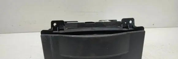 Chrysler Voyager Cup holder front L0079636