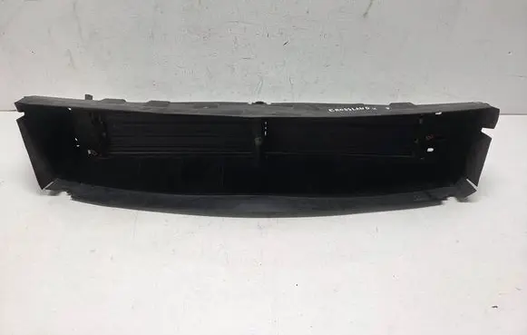 Opel Crossland X Intercooler air guide/duct channel 13477196 51073869 3073869